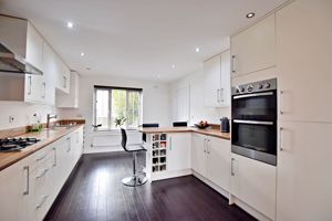 Photo 8- click for photo gallery